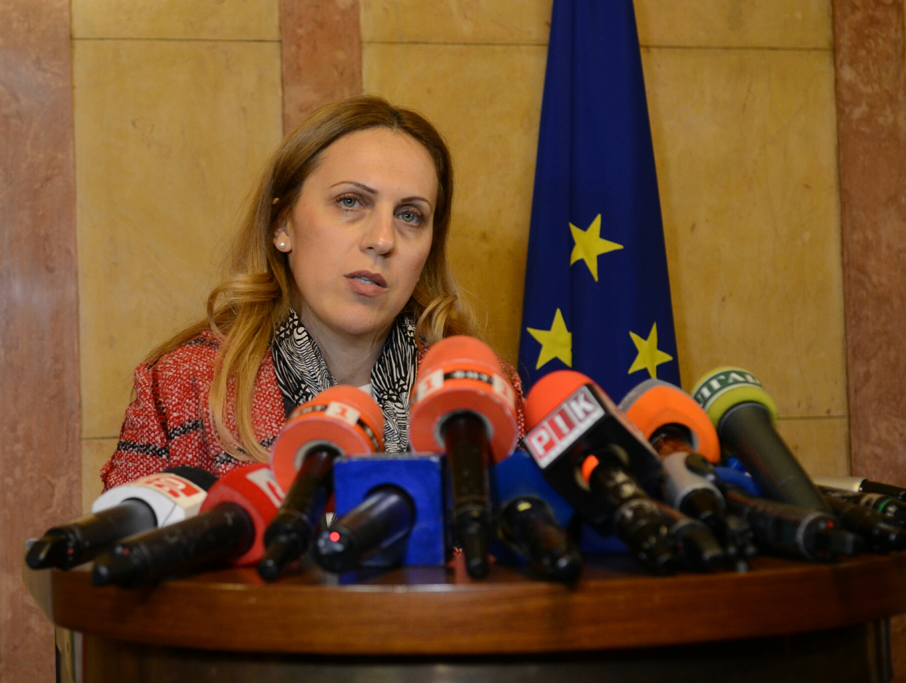 Парламент Марияна Николова