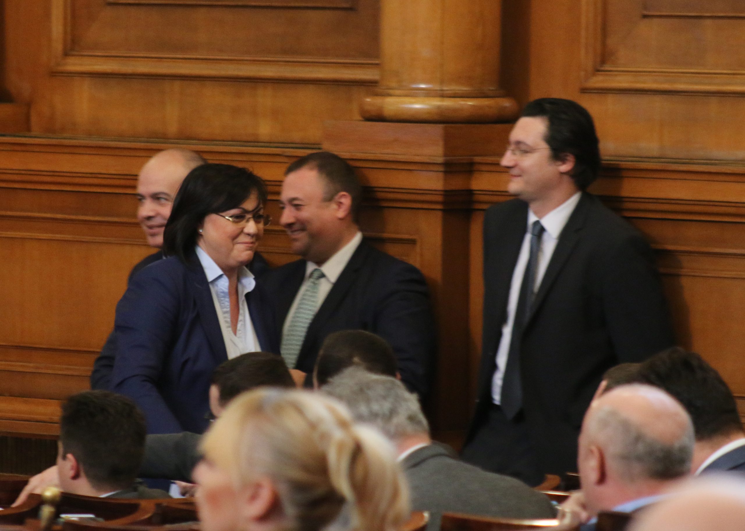 Парламент Корнеиля Нинова