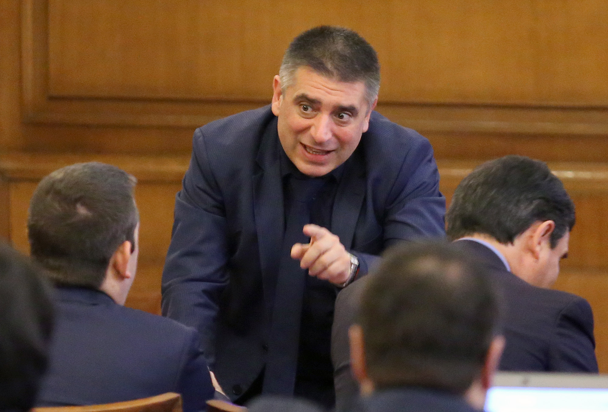 Парламент Данаил Кирилов