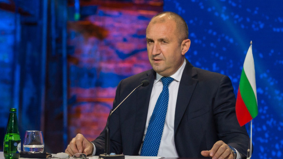 Румен Радев