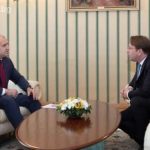 Президентът Румен Радев проведе среща с европейския комисар по политиката на разширяване и съседство Оливер Вархеи