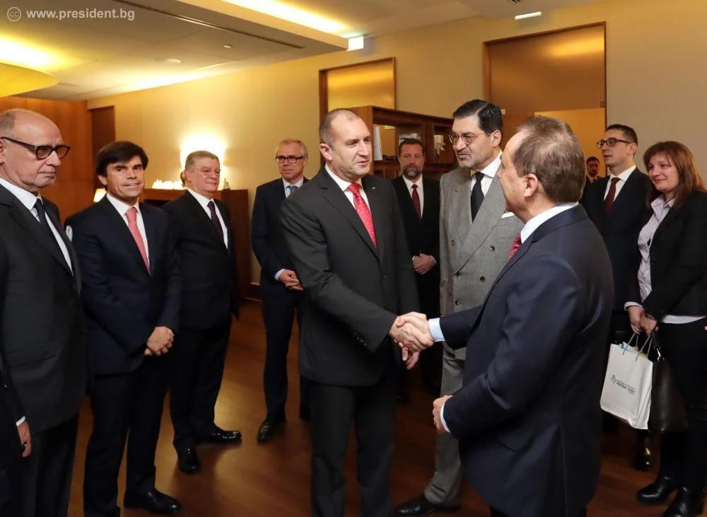 Румен Радев на работна среща в Лисабон с представители на португалски компании Португалия бизнес