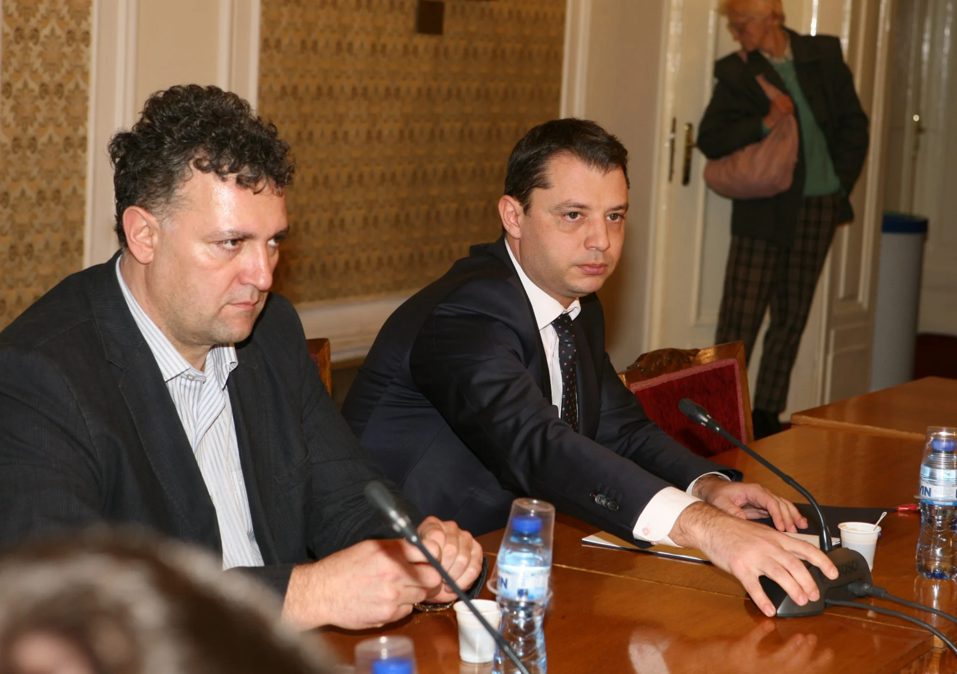 Парламент Комисия по енергетика