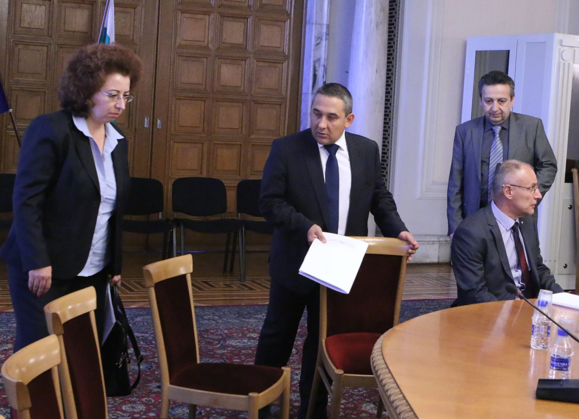 Парламент Комисия по бюджет и финанси Изслушване на кандидатите за подуправители на БНБ Нина Стоянова Димитър Костов Калин Христов Димитър Радев - управител на БНБ