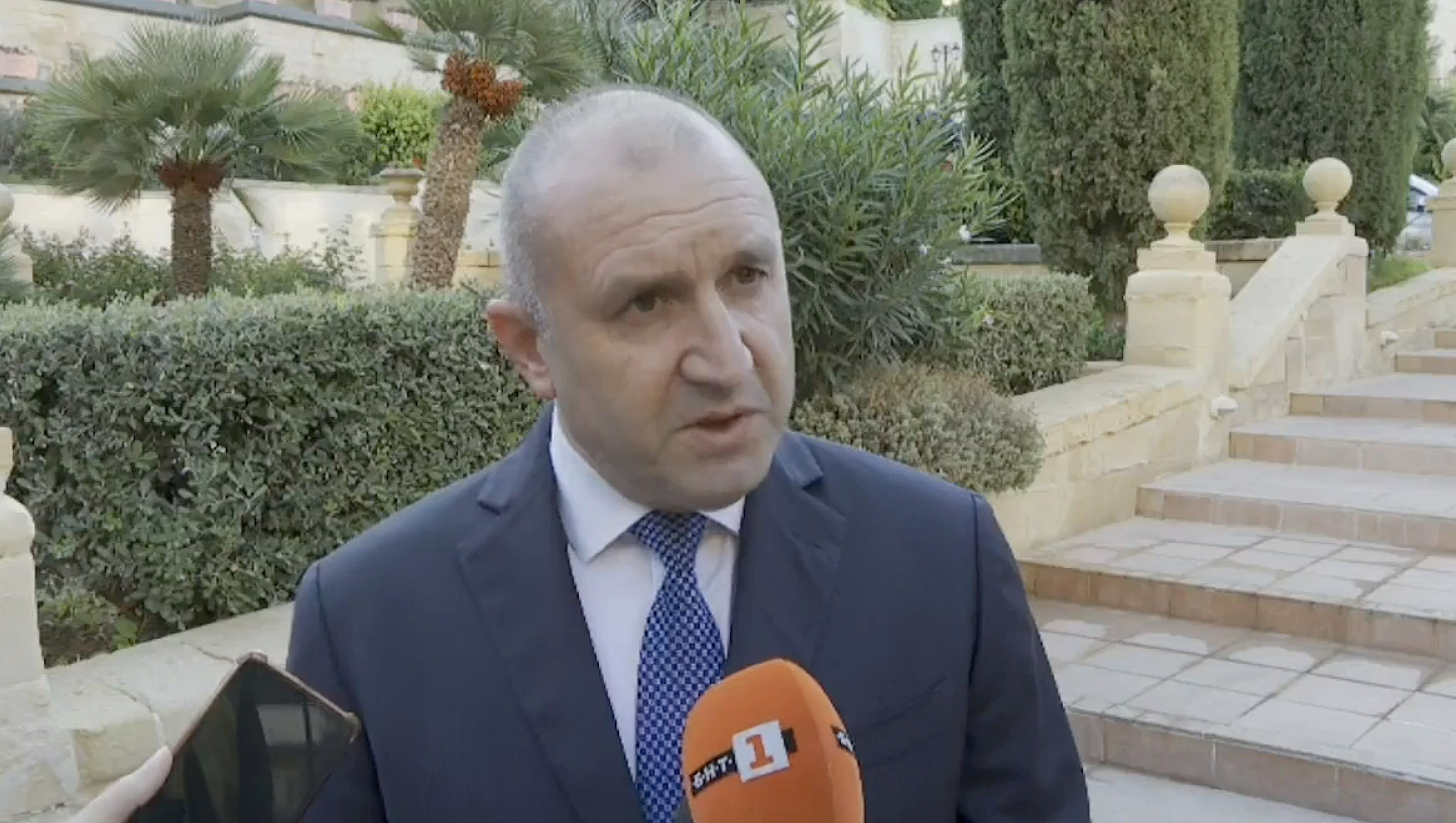 Румен Радев