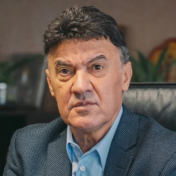  Стотици се сбогуваха с Борислав Михайлов в храм „ Света София “ 