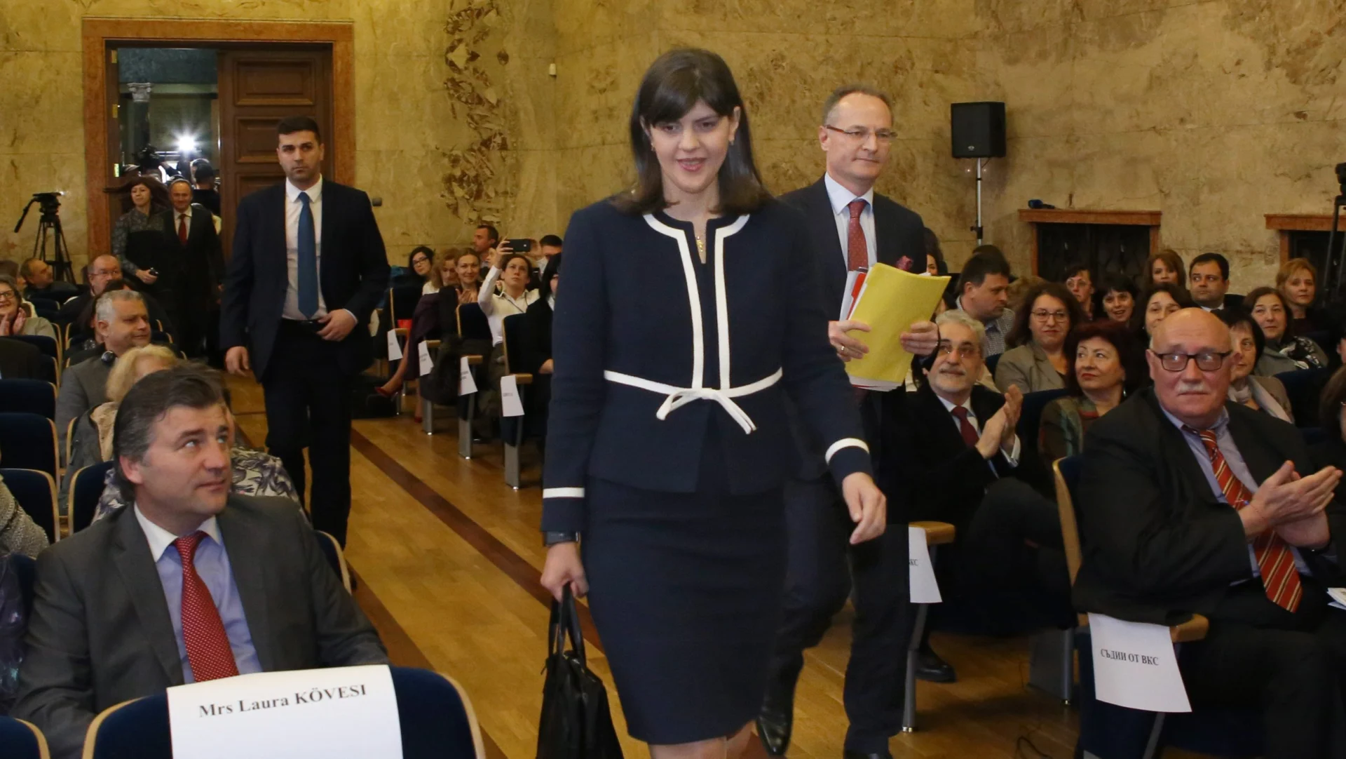 "Румънският опит : антикорупционни институции и мерки" Лозан Панов