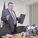 До седмица главният прокурор Сотир Цацаров ще трябва да задоволи обществения и медиен интерес към кражбите на енергийната мафия.