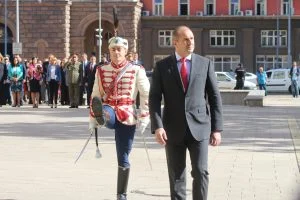 Президентство тържествено издигане знамето на ЕС Румен Радев