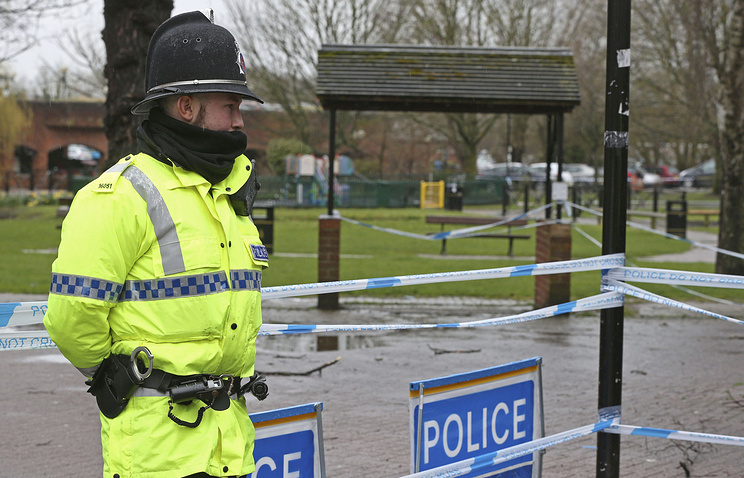 британска полиция