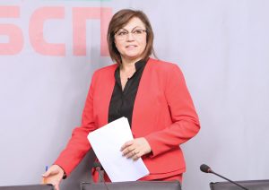 корнелия нинова