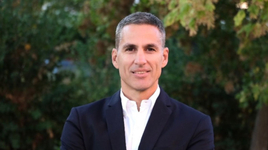 Андрей Гюров