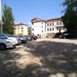 Бул. Васил Левски бивша двойната къща паркинг