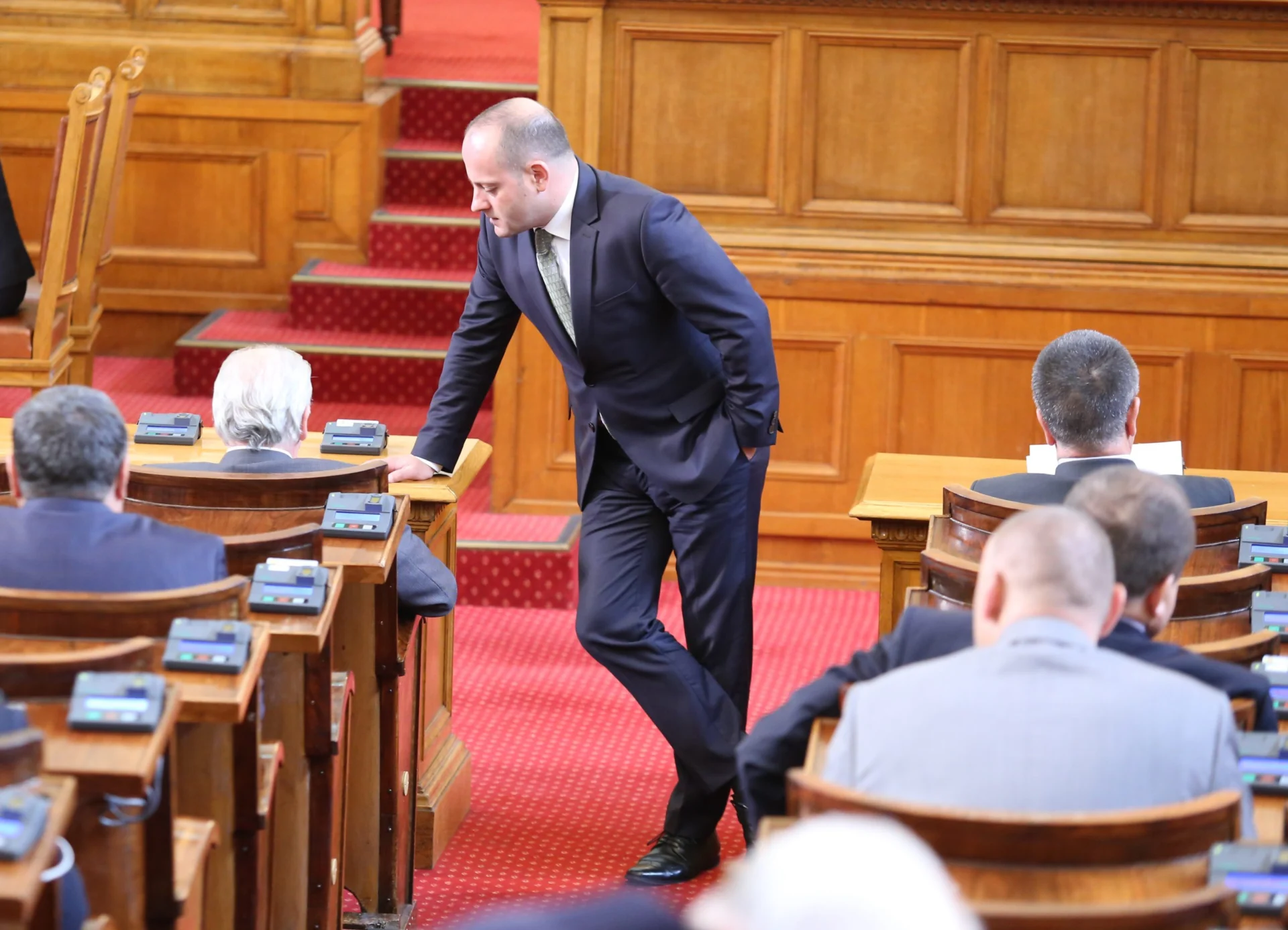 Парламент Лютви Местан Радан Кънев