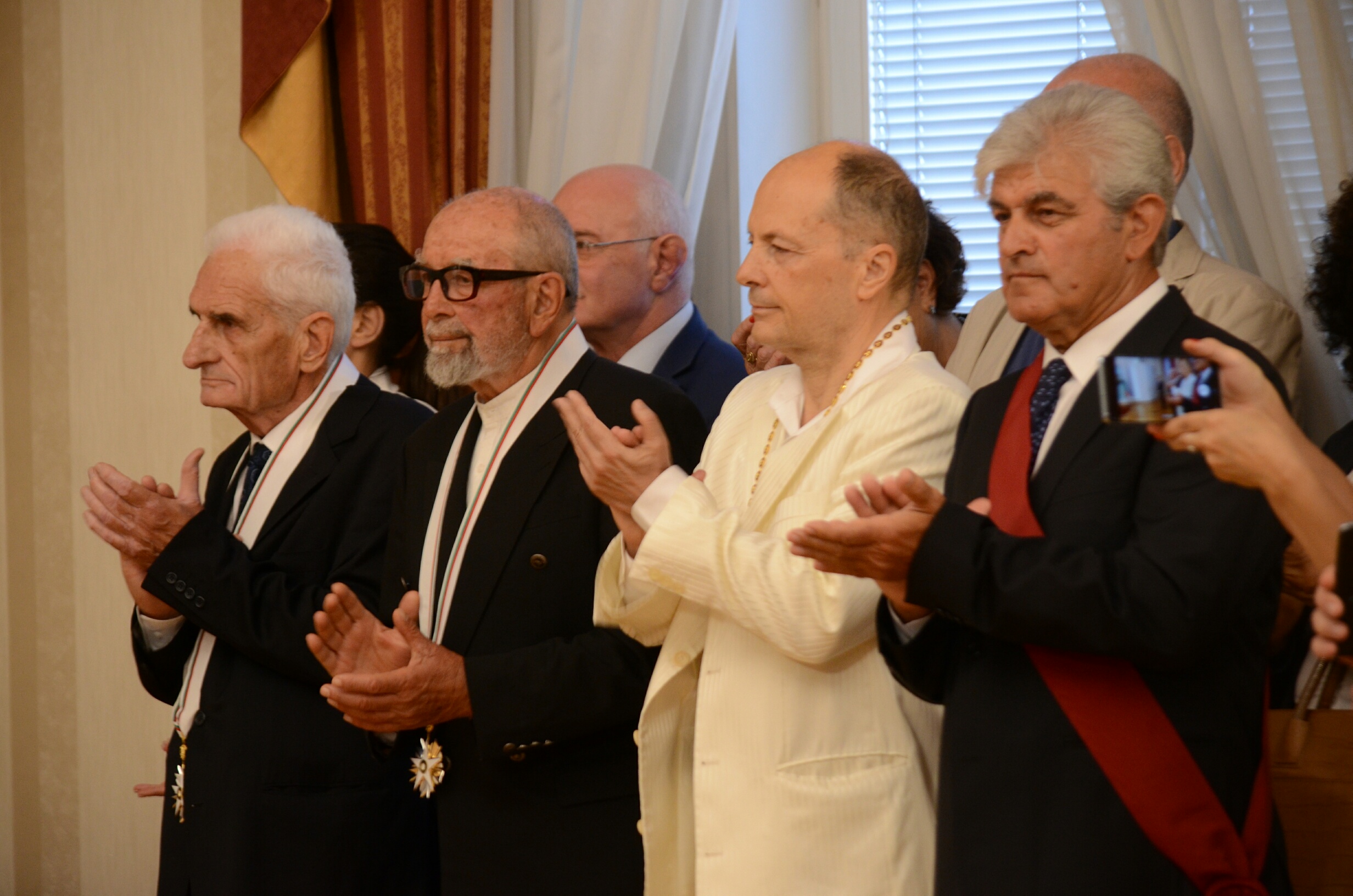 Президентство награди Румен Радев