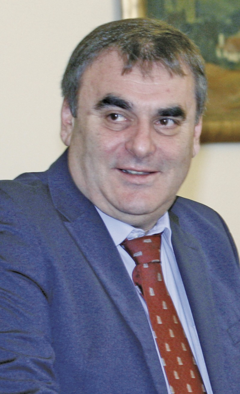 Данаил Папазов