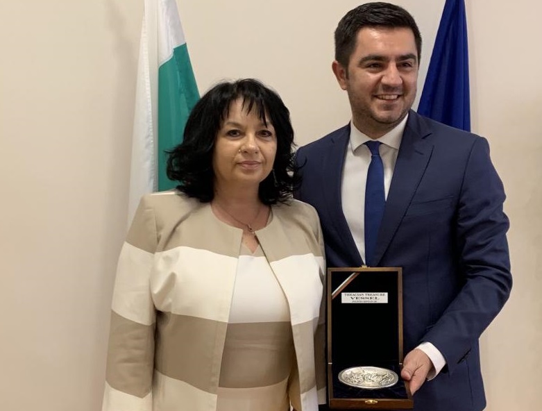 Министрите Теменужка Петкова и Крешник Бектеши