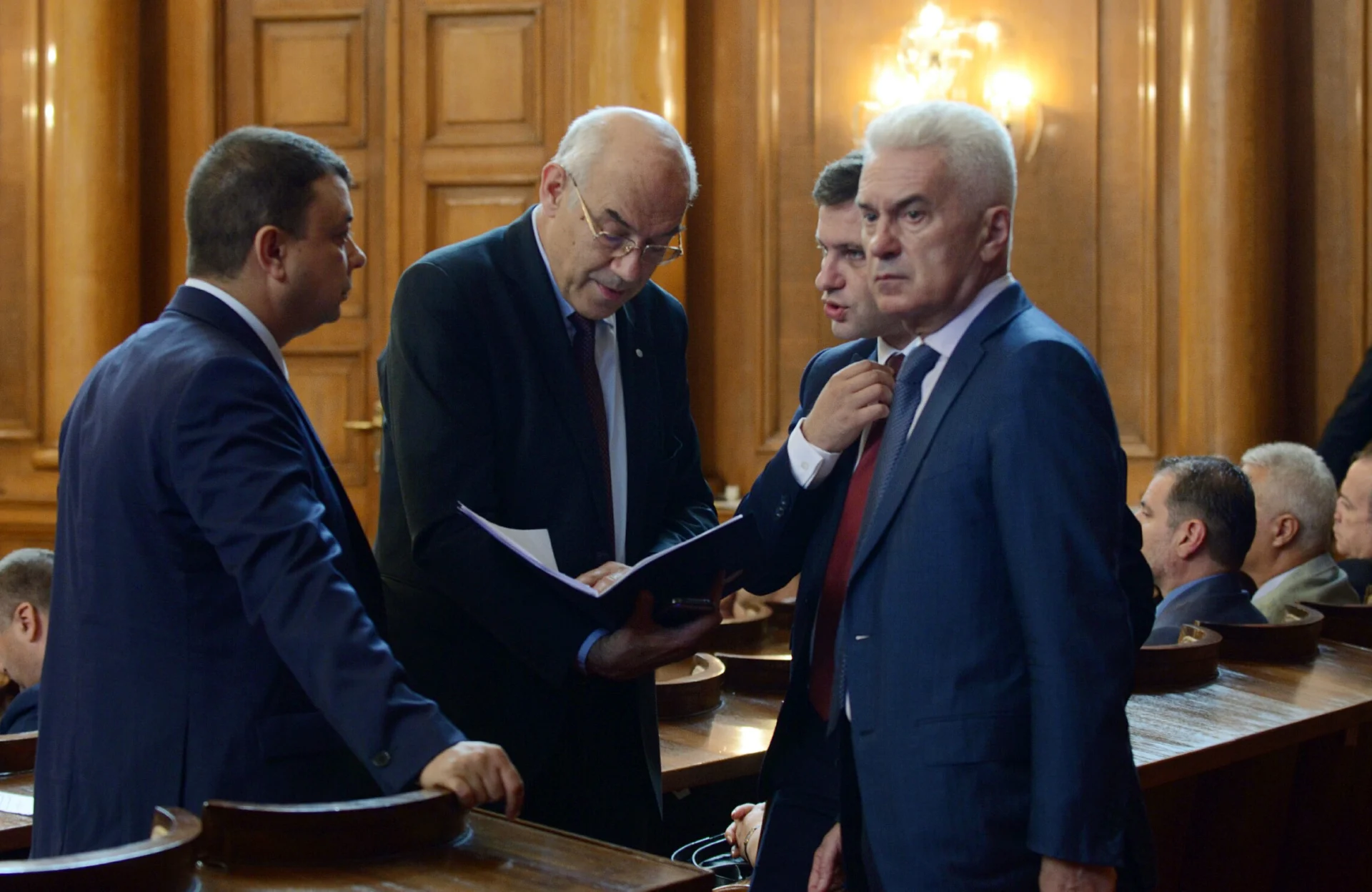 Парламент