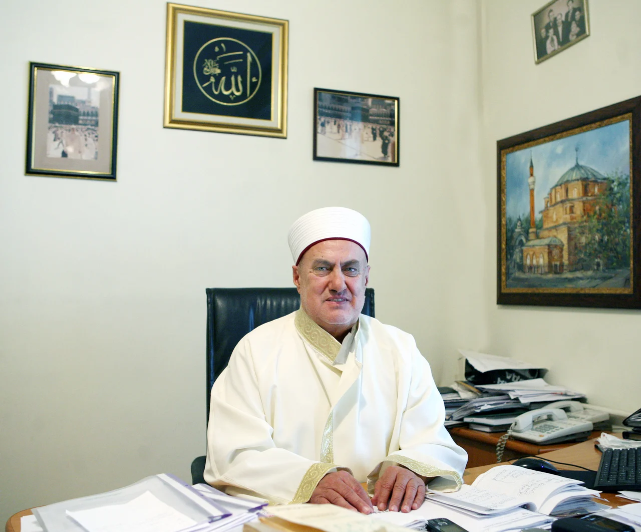 Недим Генджев