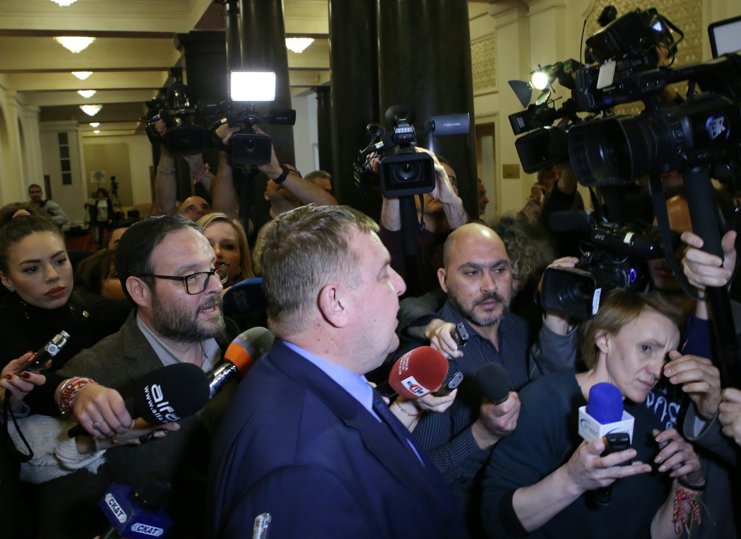 Парламент Красимир Каракачанов