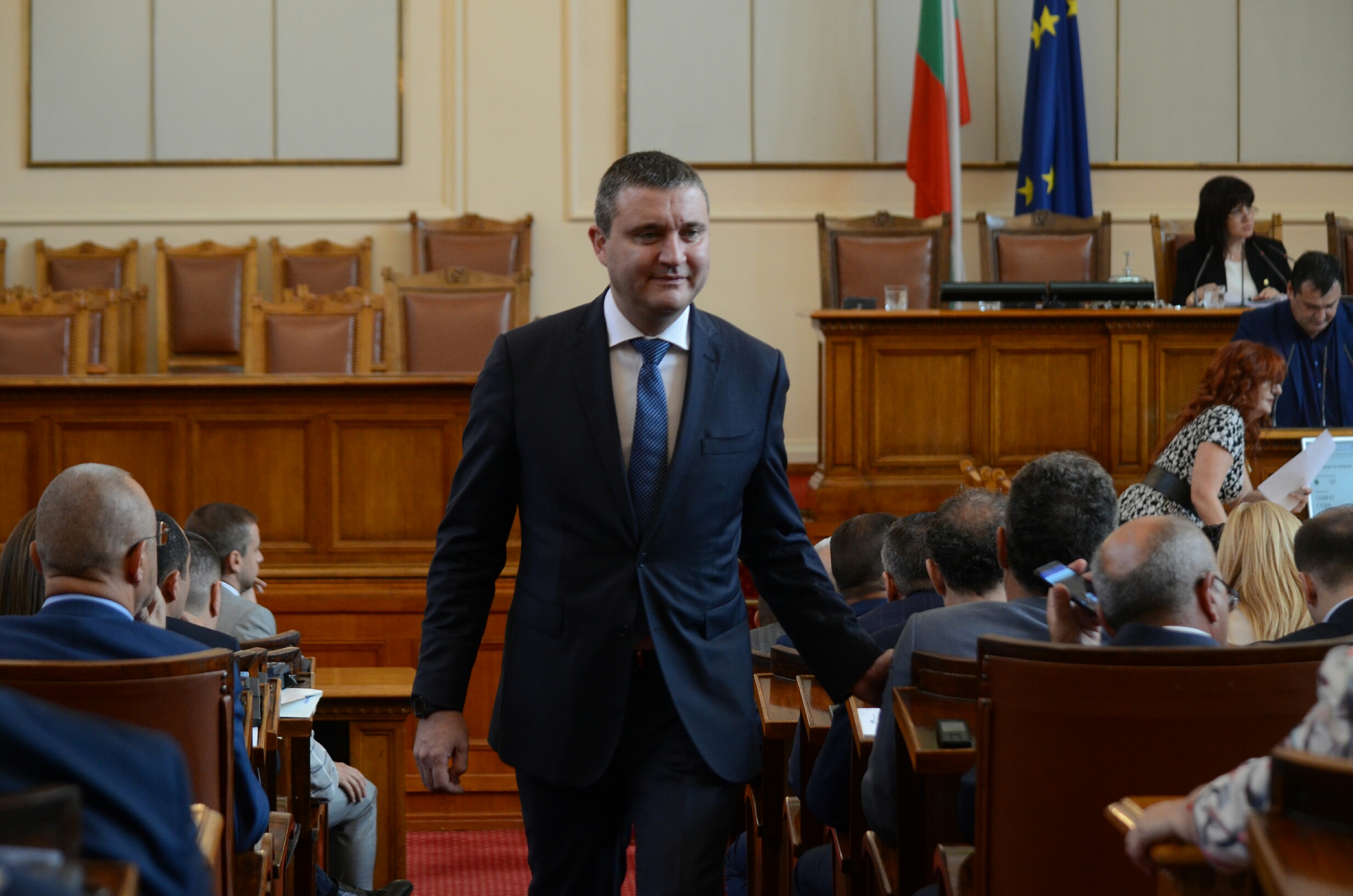Парламент Владислав Горанов