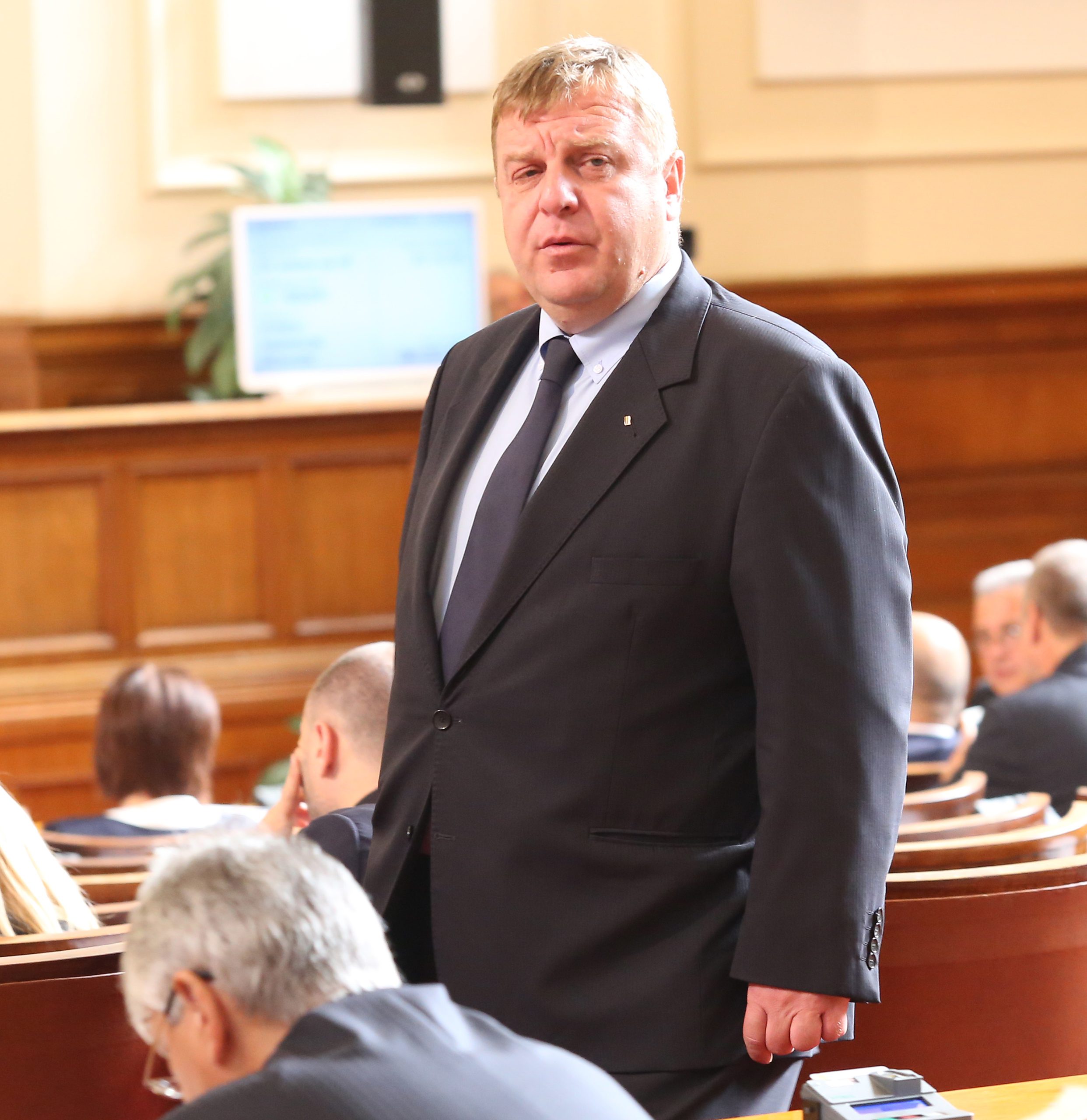Парламент - Красимир Каракачанов