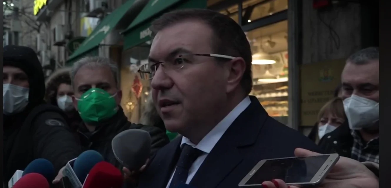 Костадин Ангелов
