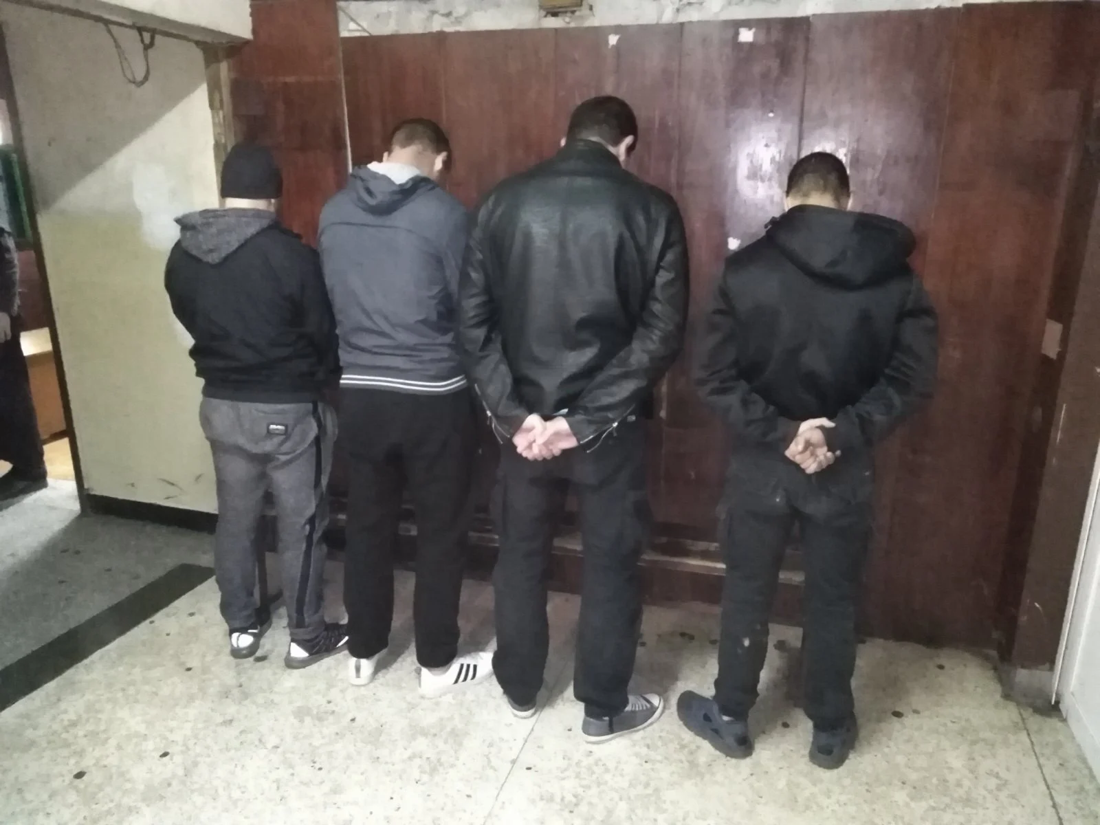 расисти арест