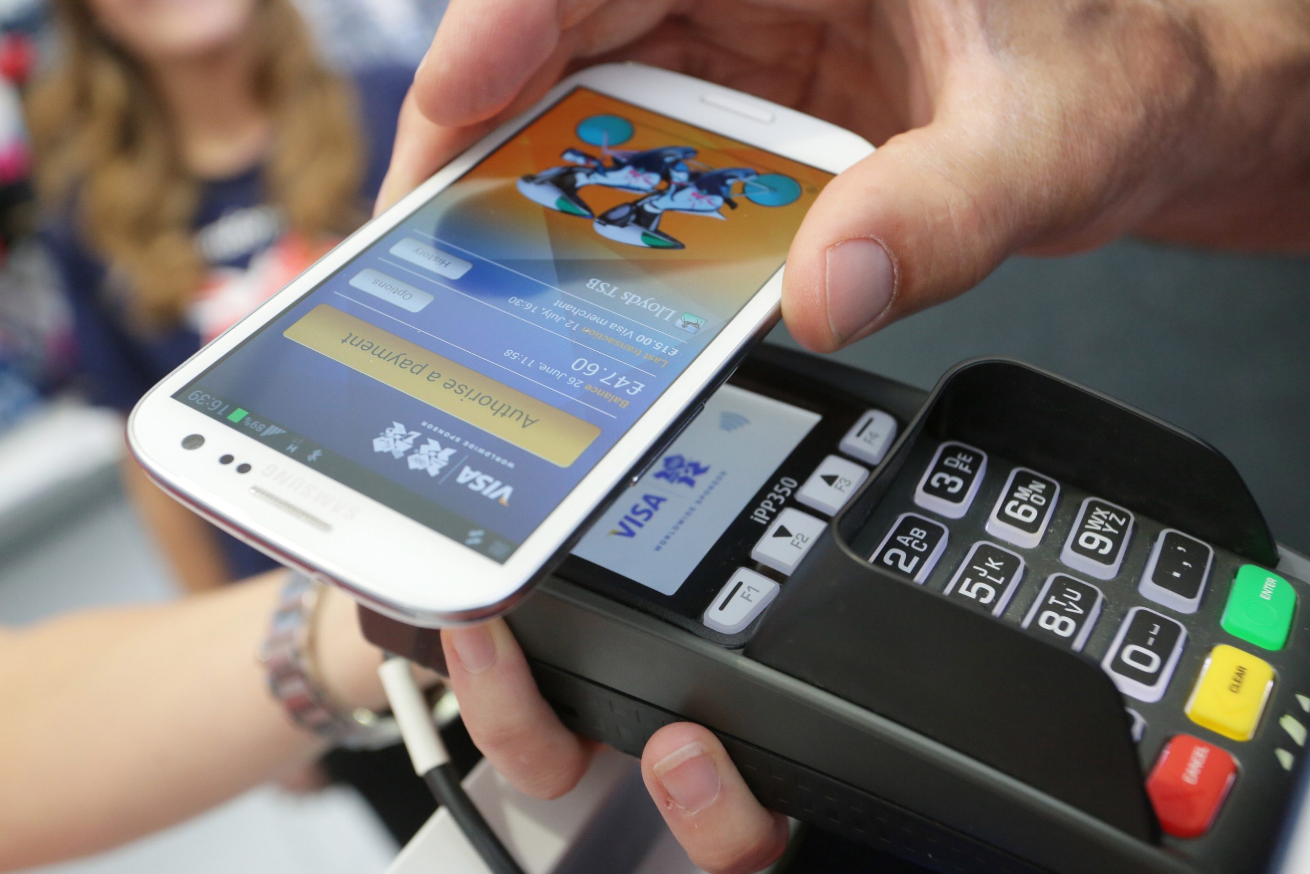 Visa paywave. Плащане през мобилен телефон