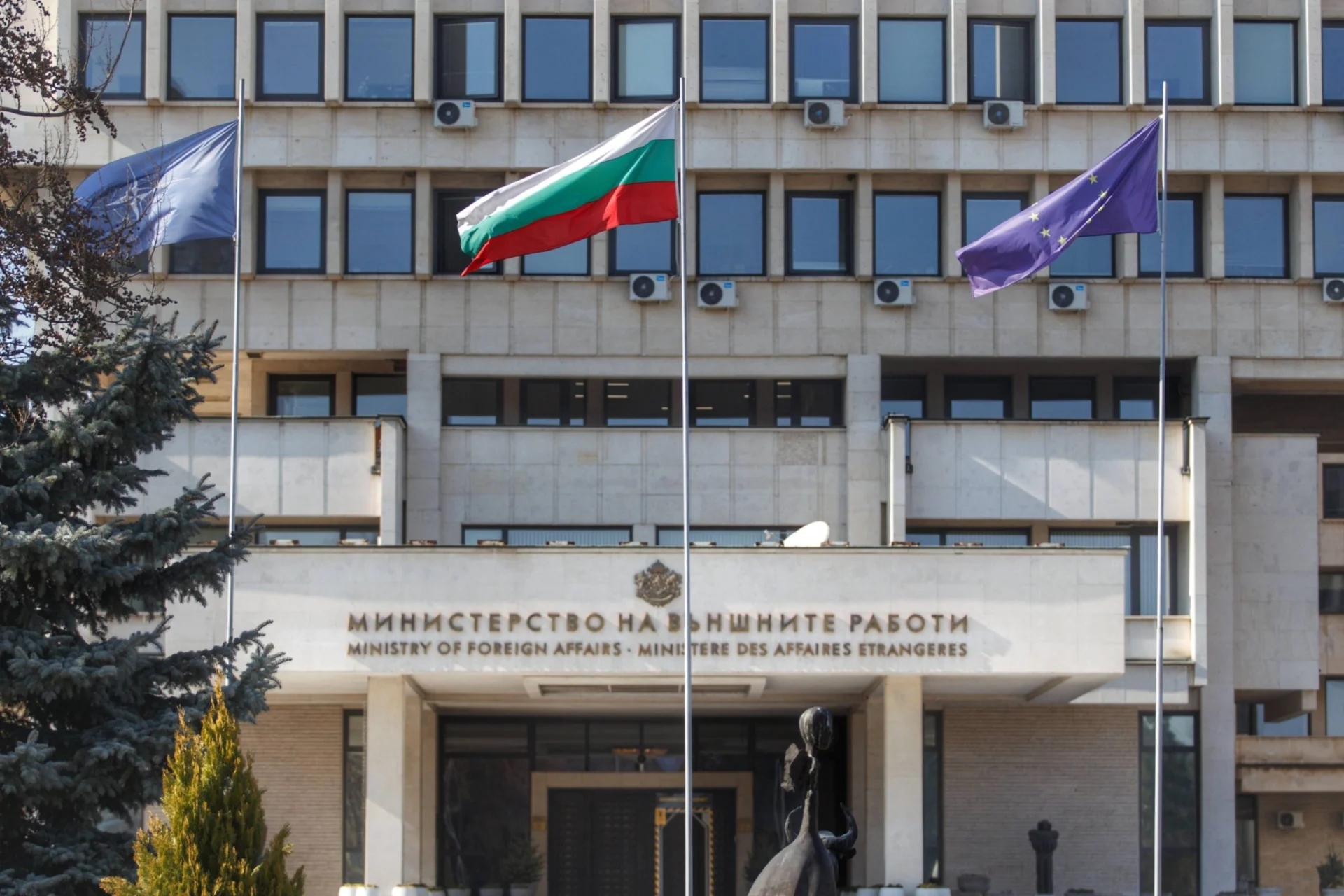 мвнр. Сериозен спад на отказите за издаване на визи за българи, пътуващи за САЩ