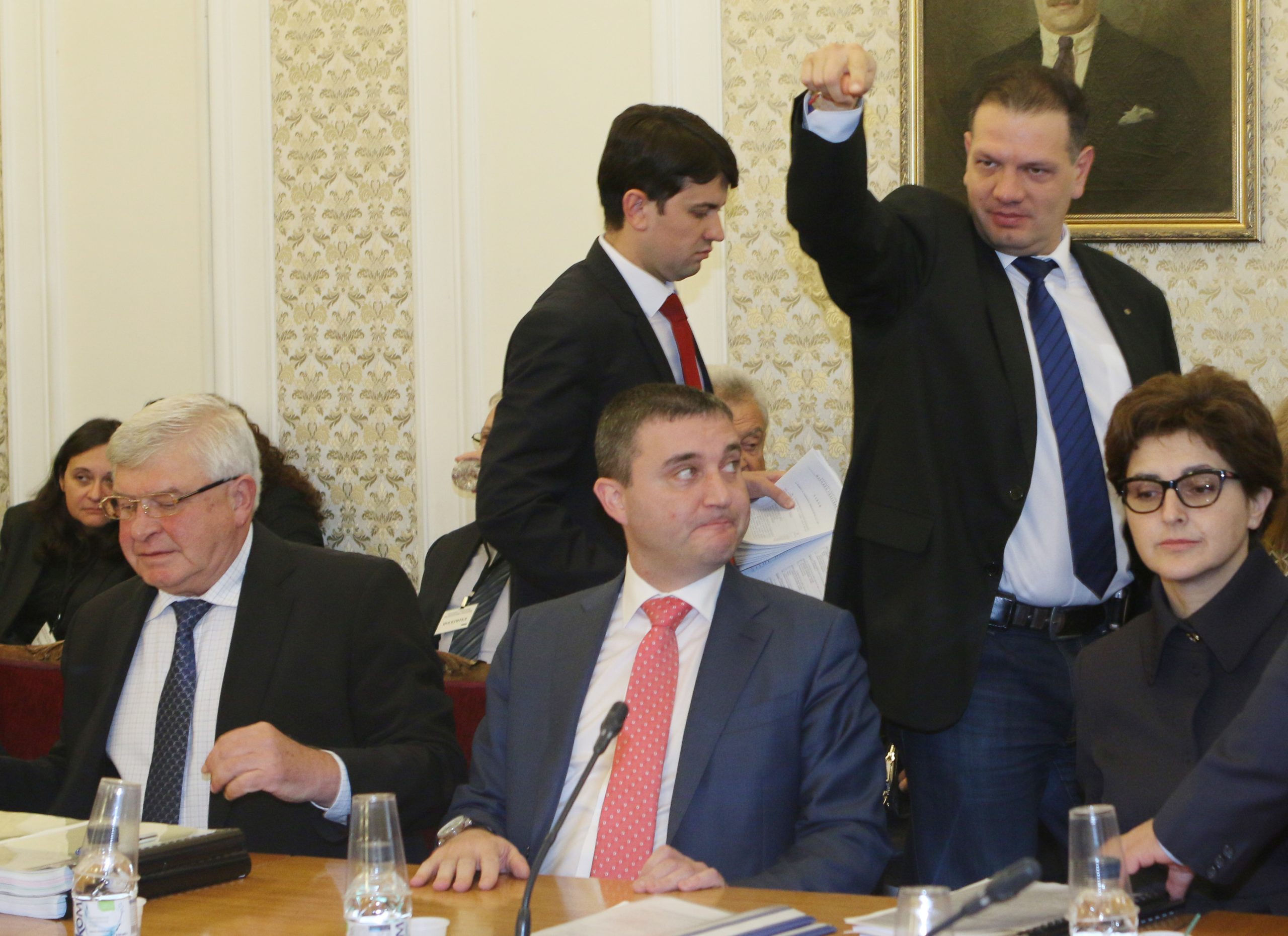 Парламент комисия по бюджет и финанси Владислав Горанов