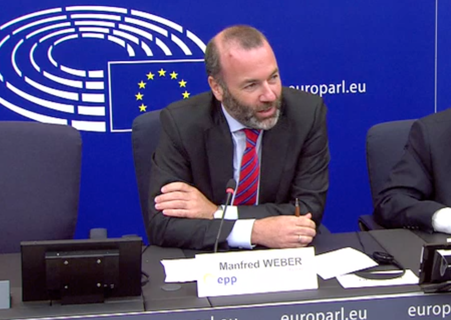 Манфред Вебер