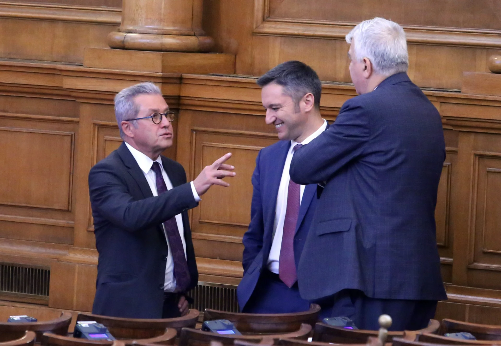 Парламент заседание Йордан Цонев