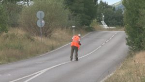 ремонтират здрав път