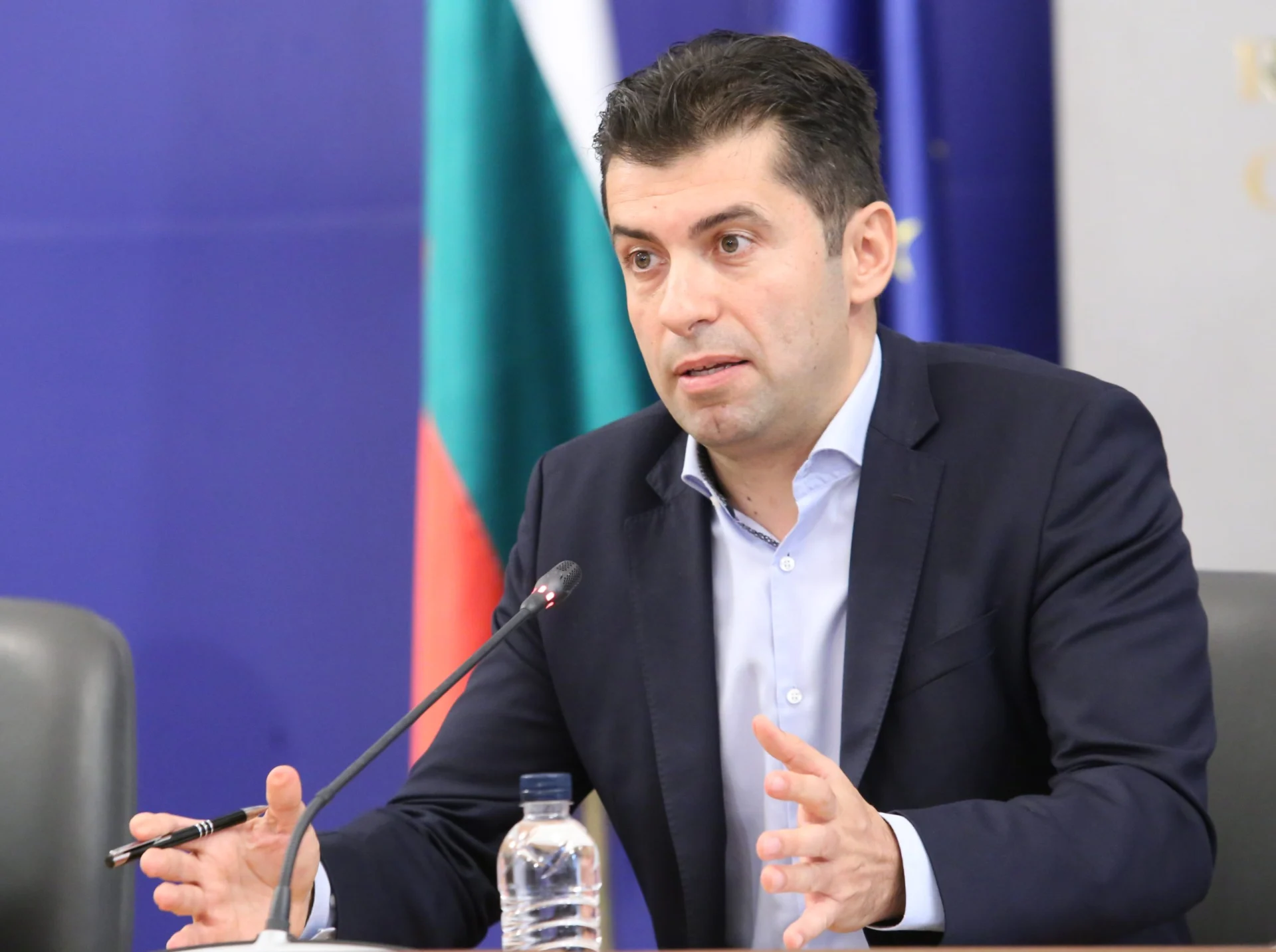 Кирил Петков мин. на икономиката