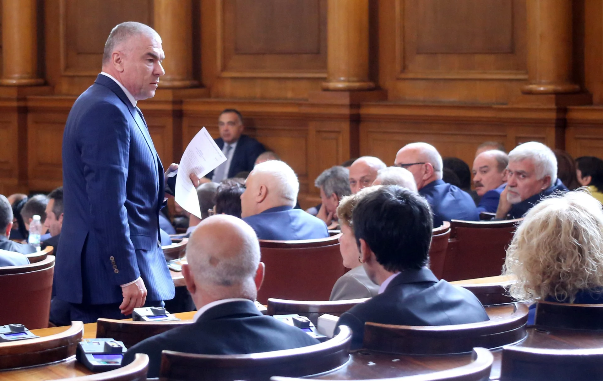 Парламент Веселин Марешки