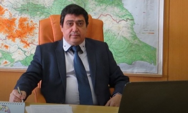 Любомир Николов