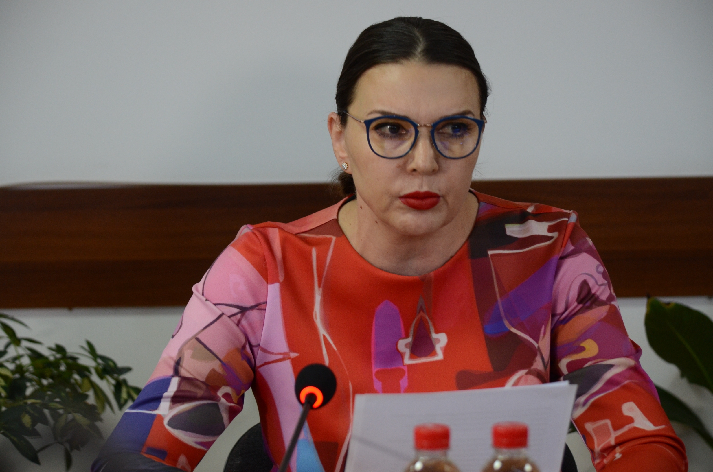 СЕМ Съвет за електронни медии Бетина Жотева