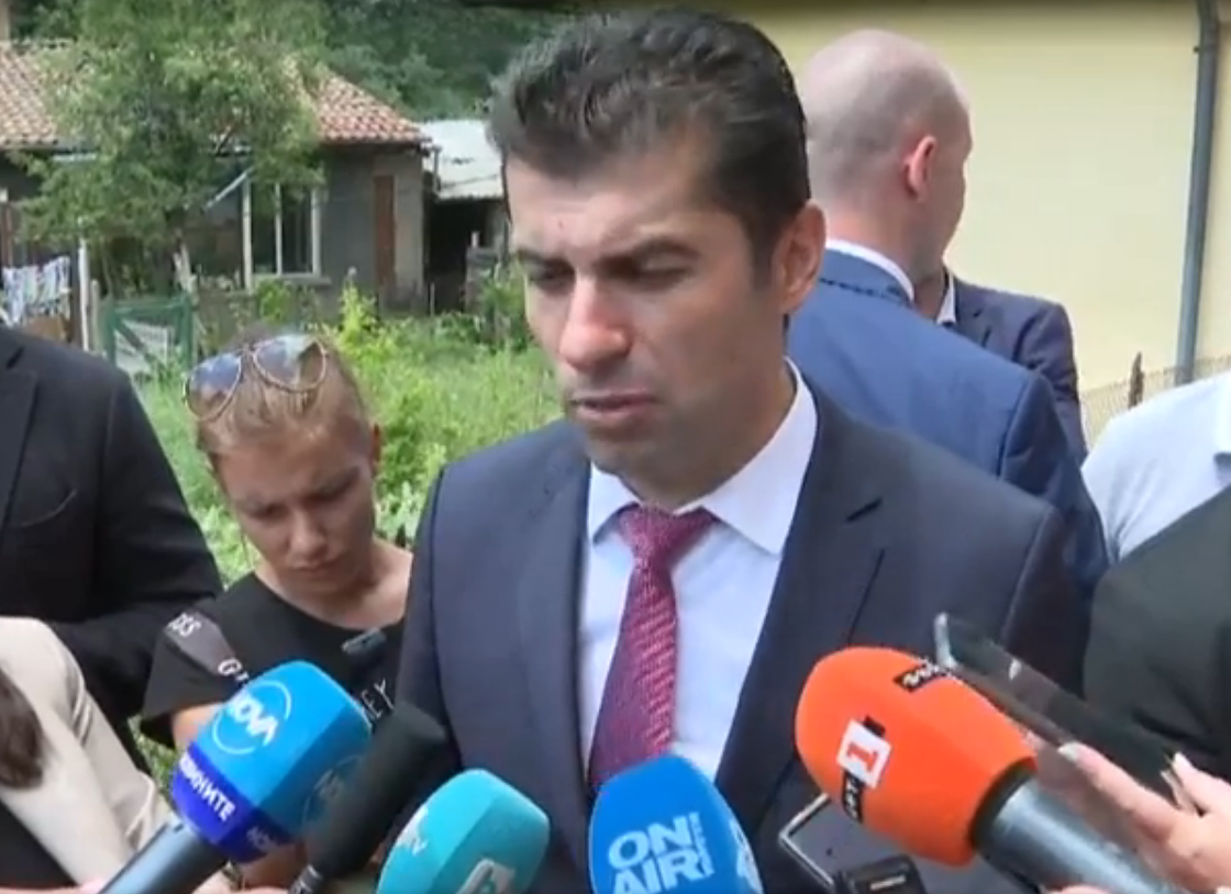 Кирил Петков