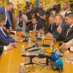 Парламент Консултации БСП и Независими
