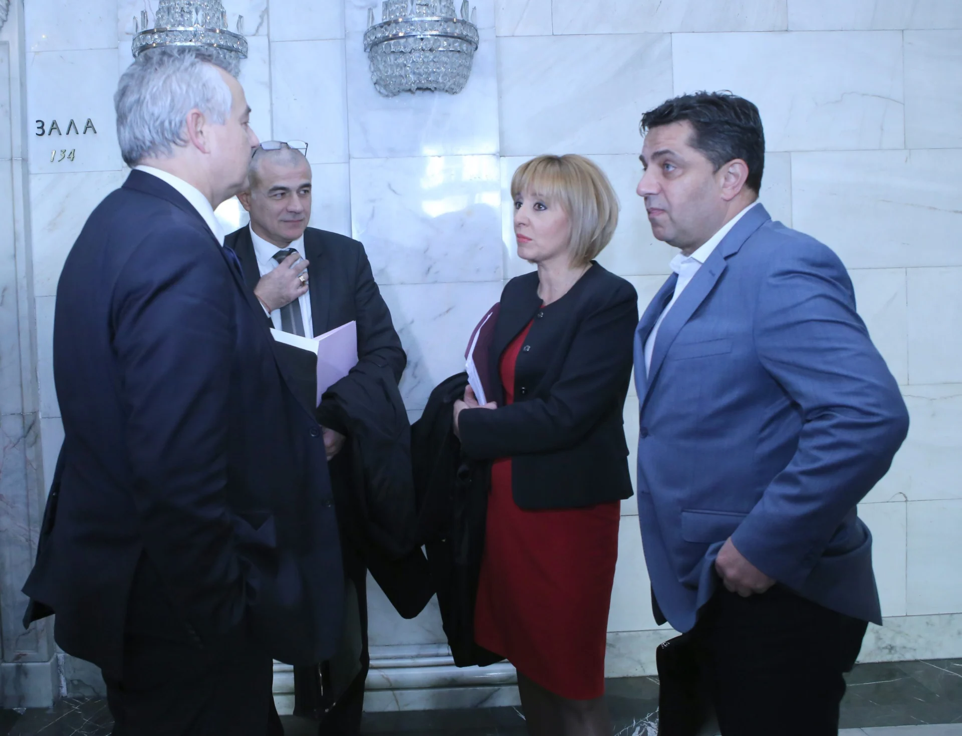 Парламент комисия по бюджет и финанси Мая Манолова омбудсман