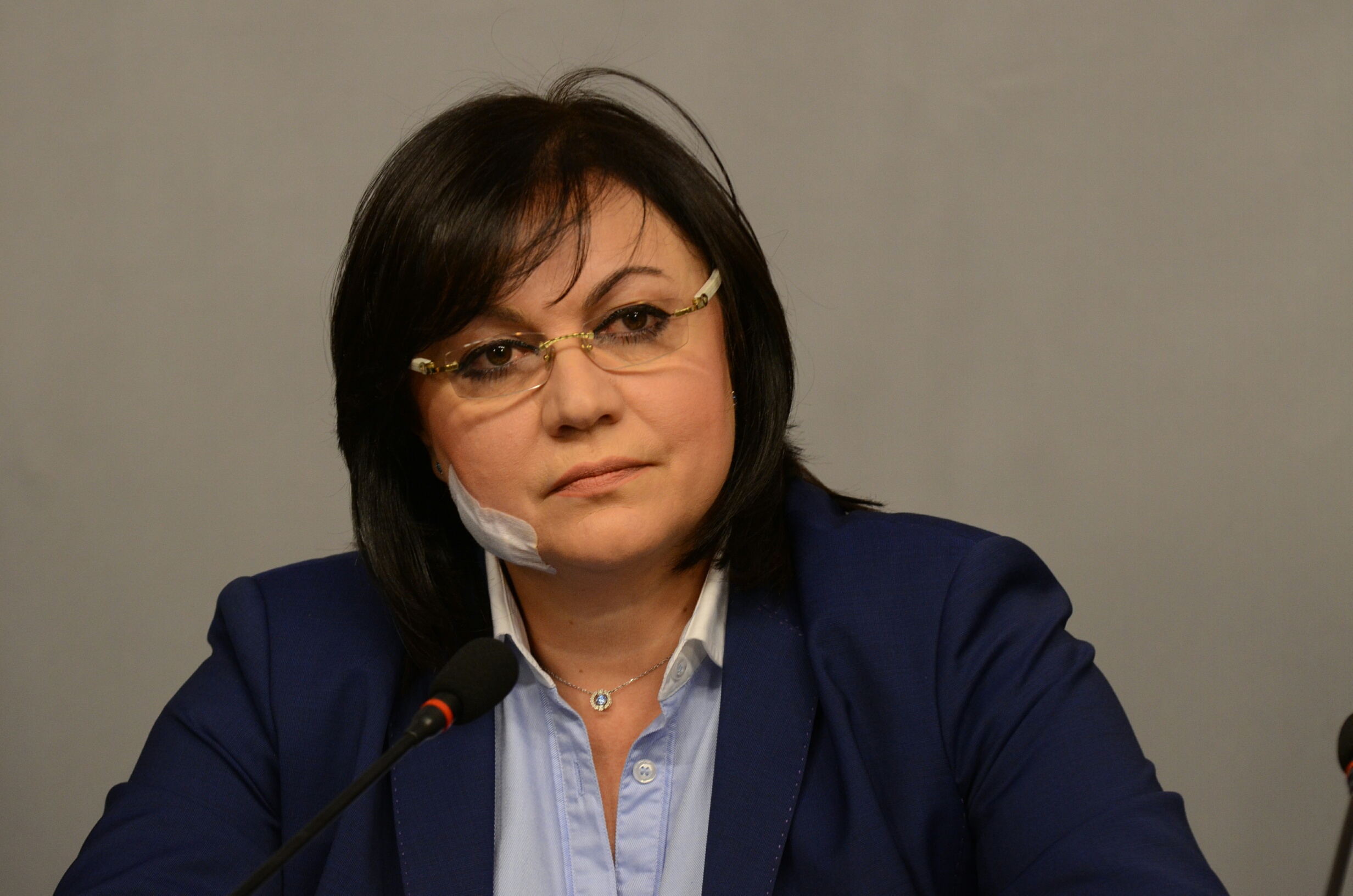 БСП пресконференция Корнелия Нинова