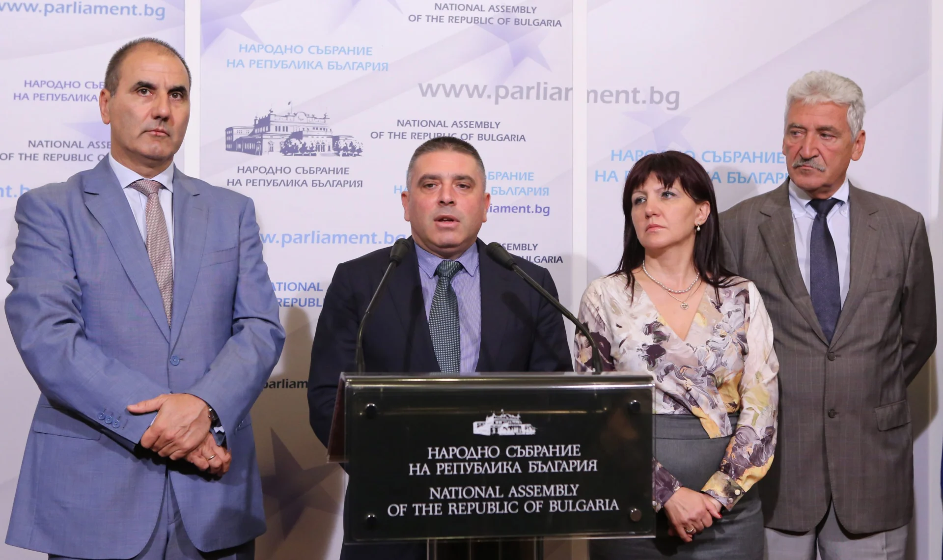 Парламент Цветан Цветанов