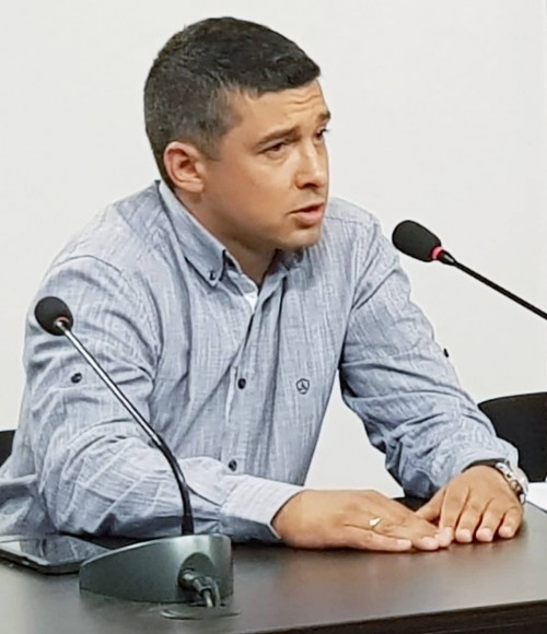 Альоша Даков