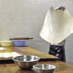 Според представители на бранша на хлебарите над 80% от продукцията се прави "под прикритие".