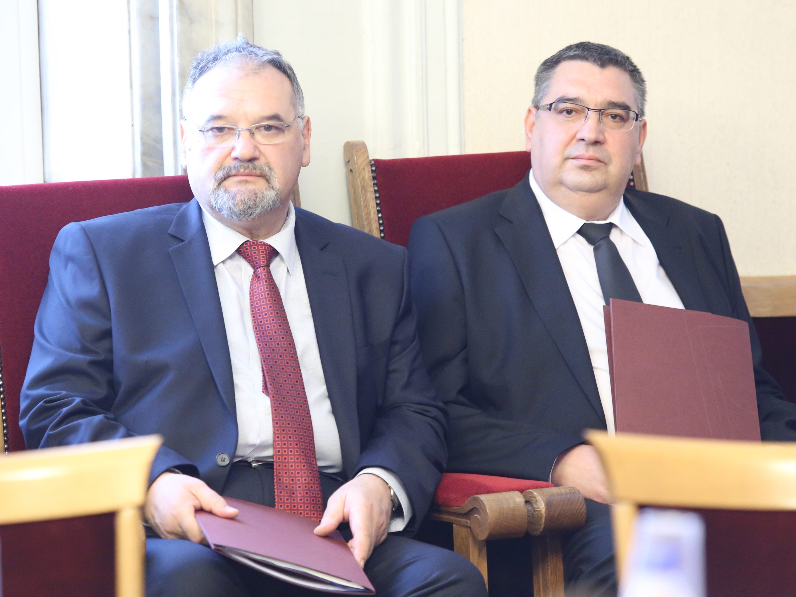 Парламент Комисия по бюджет и финанси синдици КТБ