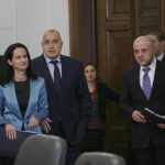 Министерски съвет премиера Бойко Борисов министърът по управление на средствата от Европейския съюз Томислав Дончев и заместник-министърът на финансите Карина Караиванова ще направят анализ на финансовото изпълнение на оперативните програми за изминалата 2012 г.