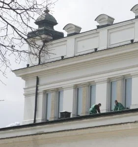Ремонт на покрива на парламента