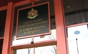 Смяната на регулаторите във фокуса на управляващите