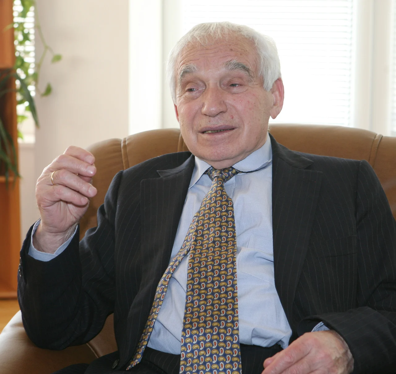 Желю Желев